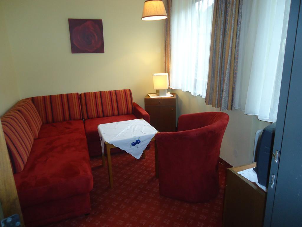 Hotel Enzian Wagrain Zimmer foto